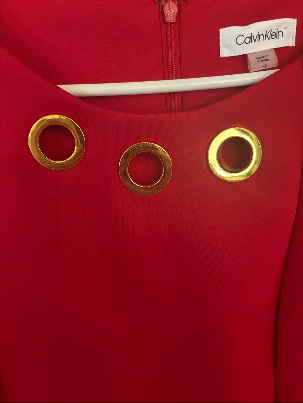 NWOT Calvin Klein Red Sleeveless Sheath Dress Gold Grommet Neckline size 12 - Picture 2 of 8